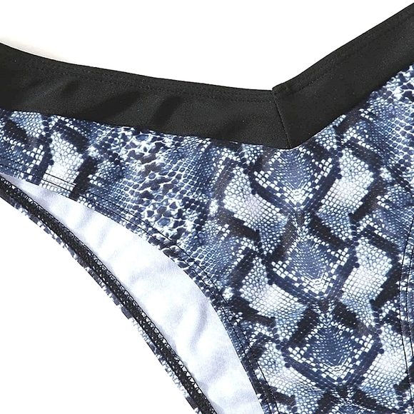 SNAKESKIN PRINT BIKINI - Picture 6 of 7